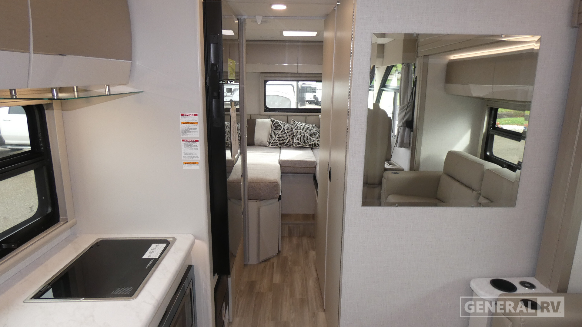 2027 Thor Motor Coach AXIS 24.1 in north canton OH