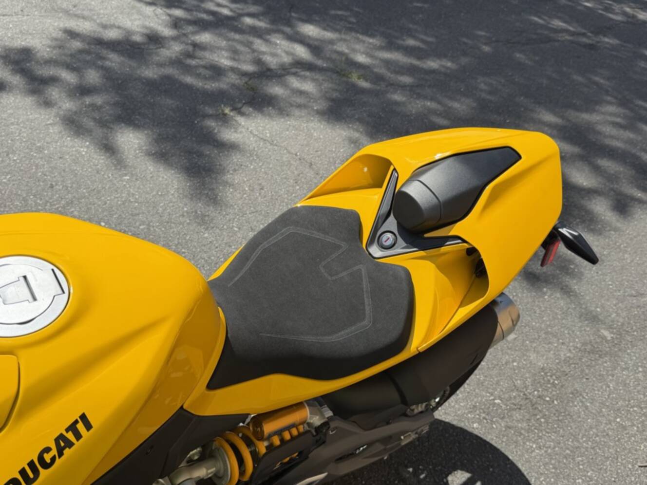 A photo of this 2026 Ducati Panigale V2 S Ducati Yellow