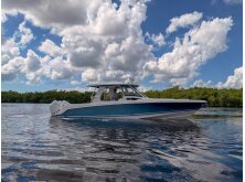 Boston Whaler 350 Realm Review image