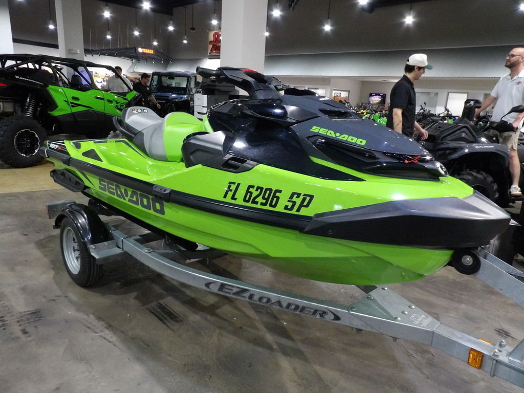 2020 Sea-Doo RXT®-X® 300 IBR & Sound System California Green and B in sanford FL