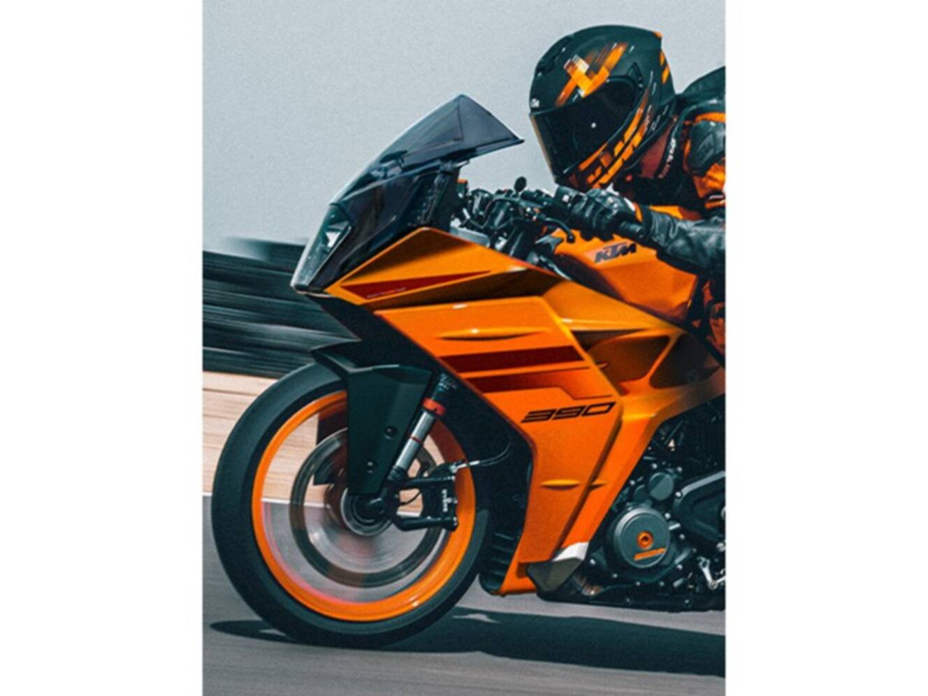 A photo of this 2024 KTM RC 390