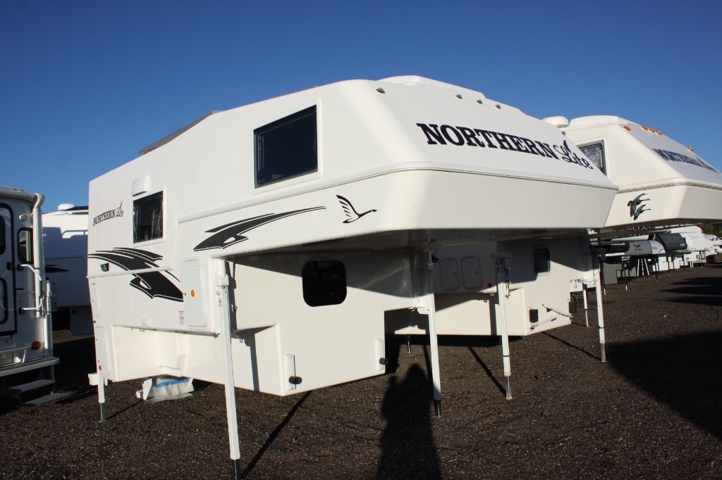 2027 Northern Lite Sportsman Plus 8-11EX SP Wet Bath in henderson CO