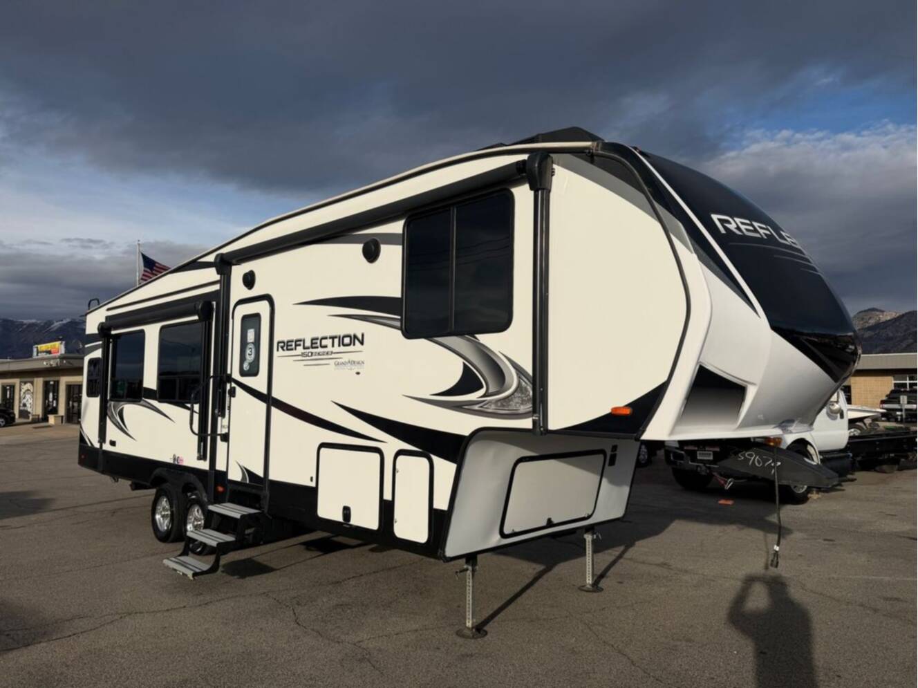 A photo of this 2022 Grand Design Rv Reflection 295RL