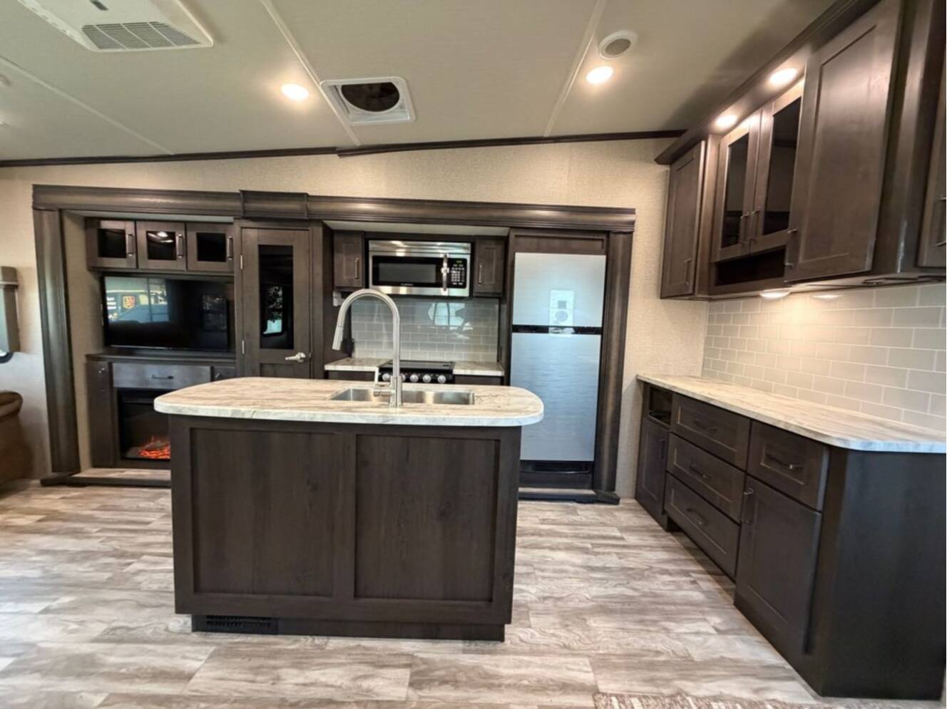 A photo of this 2022 Grand Design Rv Reflection 295RL
