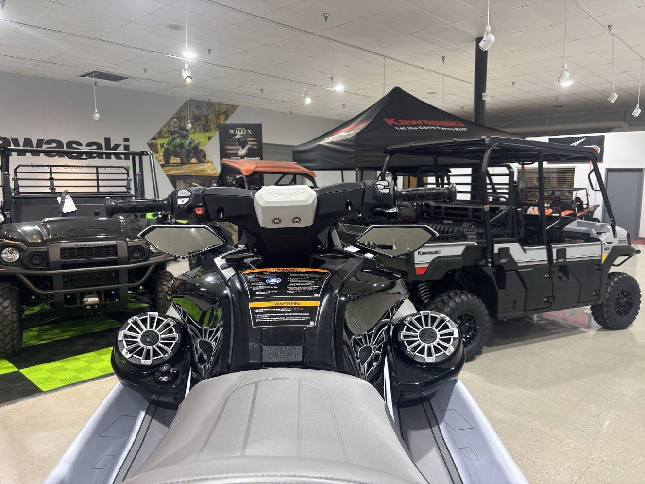 A photo of this 2026 Kawasaki JET SKI STX 160LX