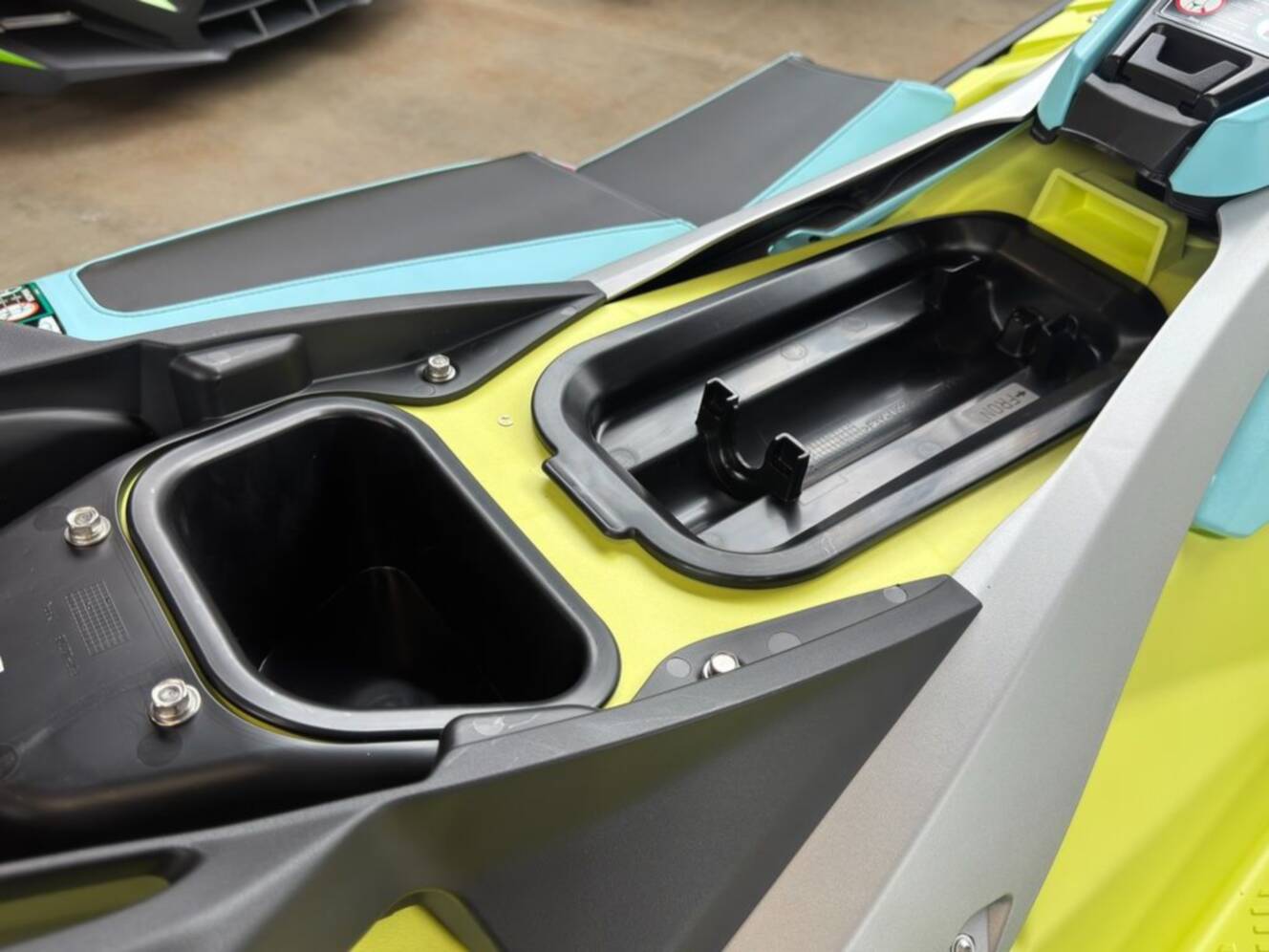 A photo of this 2025 Yamaha Waverunners Jetblaster PRO 3-Up