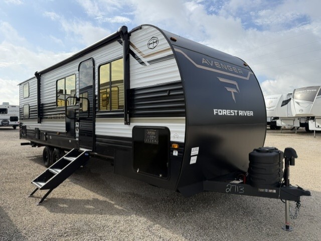 2027 Forest River Avenger 26DBS in waller TX