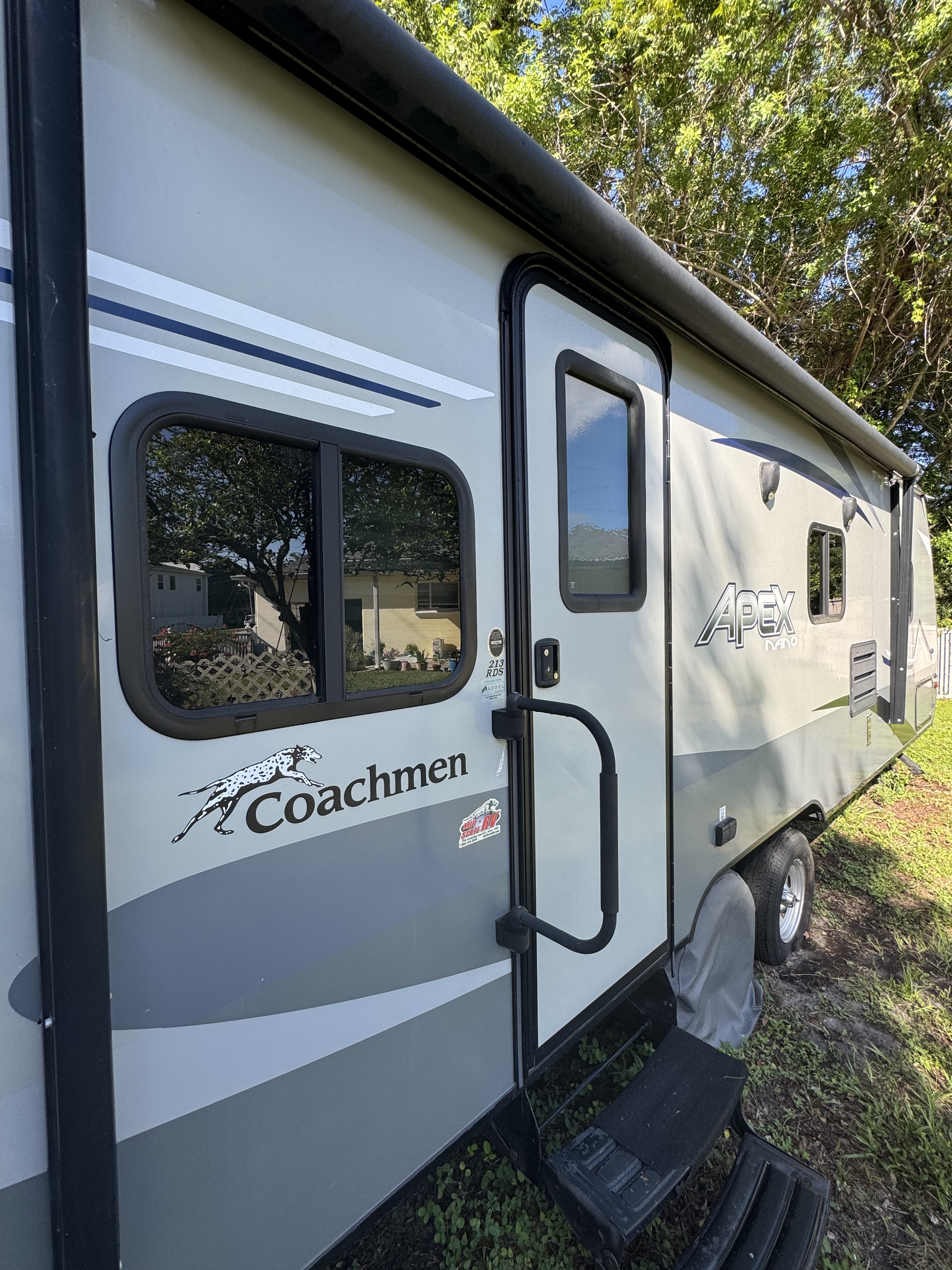 2020 Coachmen APEX NANO 213RDS in tampa FL