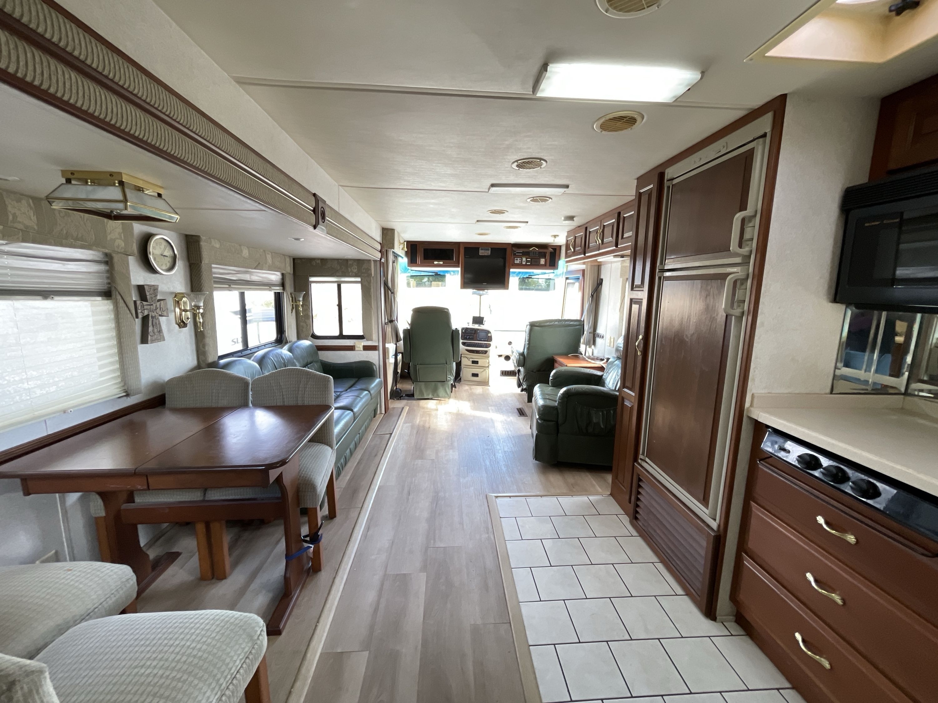 2001 Newmar DUTCH STAR 4057-FREIGHTLINER 330HP in panama city FL