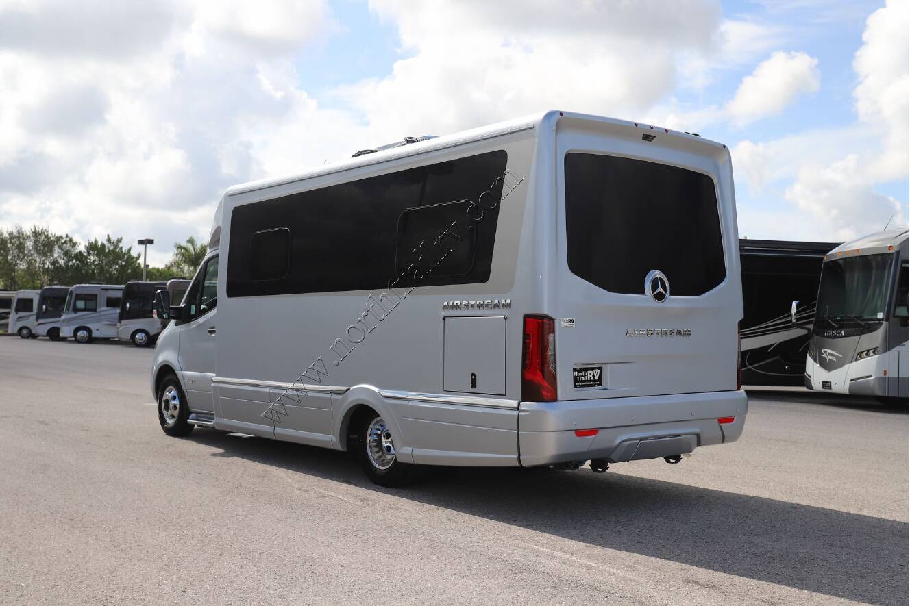 A photo of this 2027 Airstream Atlas RT