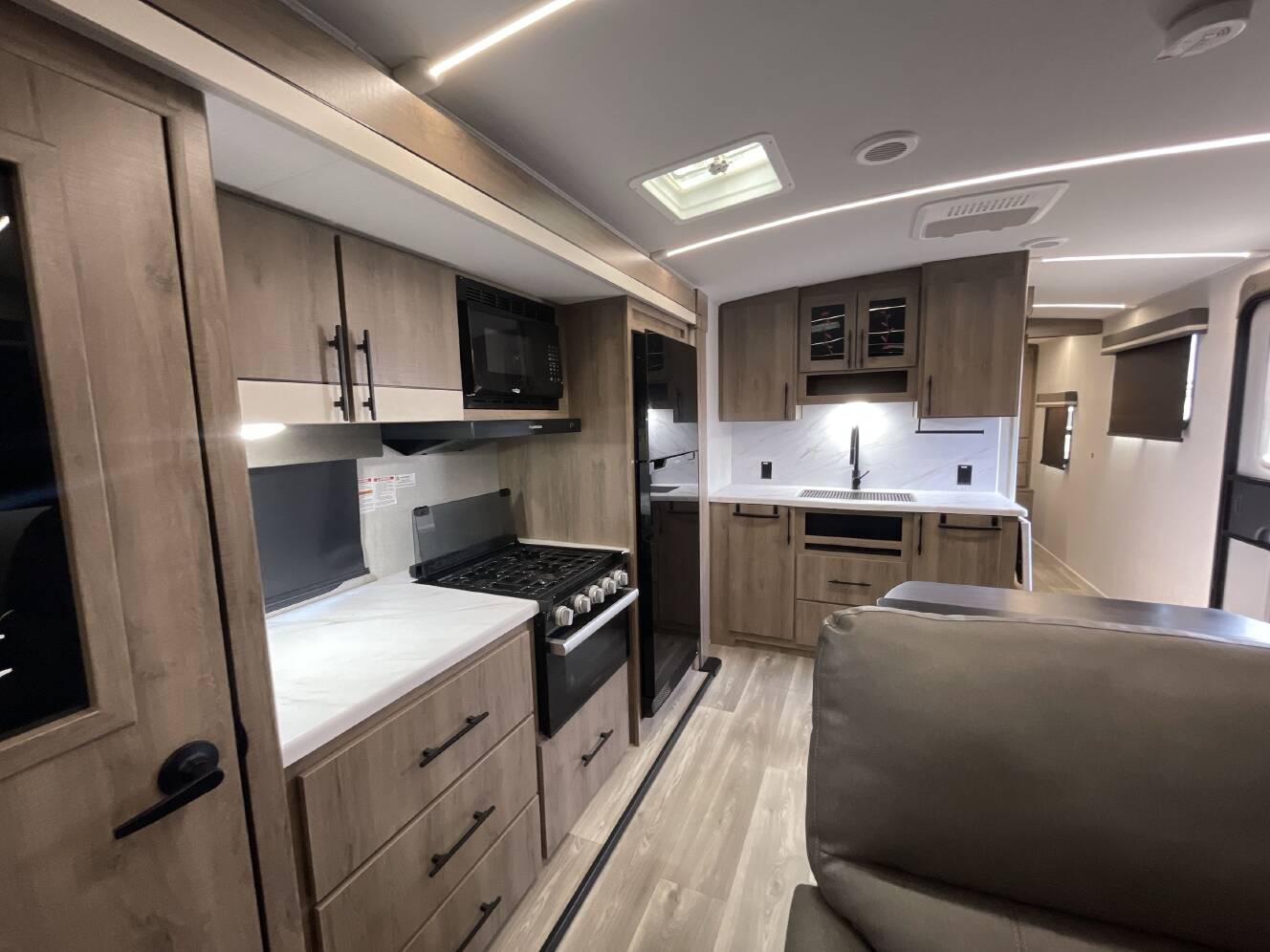 A photo of this 2024 Grand Design IMAGINE 3100RD