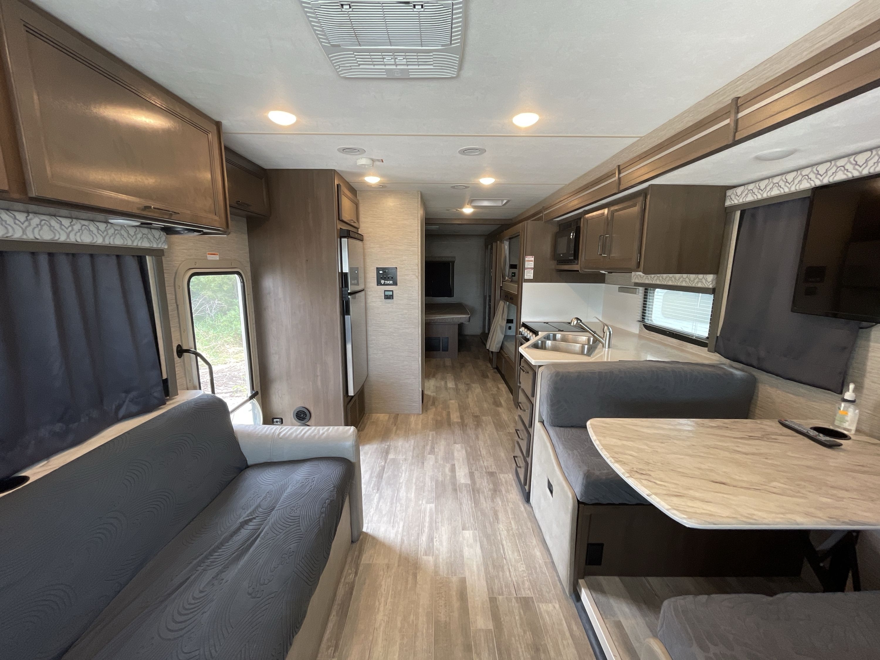 2022 Thor FREEDOM TRAVELER A32 in cedar falls IA