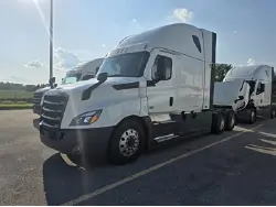 2022 FREIGHTLINER CASCADIA 126