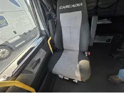 2022 FREIGHTLINER CASCADIA 126