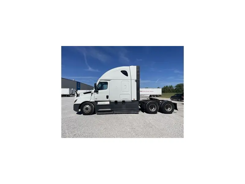 2022 FREIGHTLINER CASCADIA 126