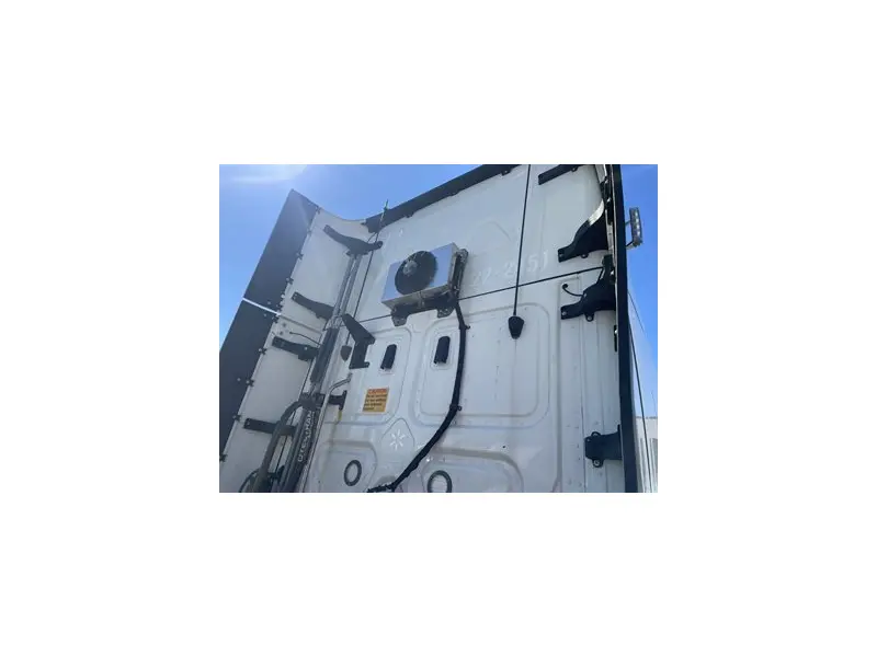 2022 FREIGHTLINER CASCADIA 126