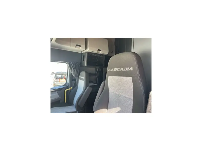 2022 FREIGHTLINER CASCADIA 126