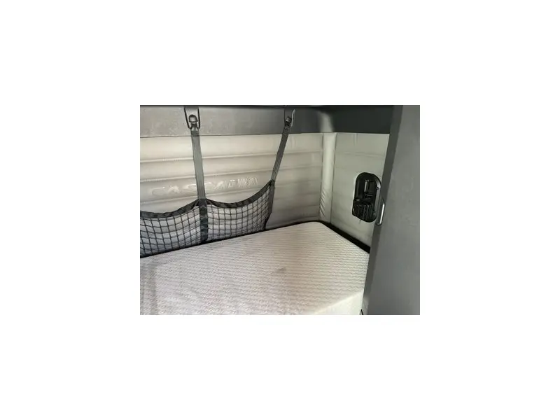 2022 FREIGHTLINER CASCADIA 126