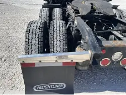 2022 FREIGHTLINER CASCADIA 126