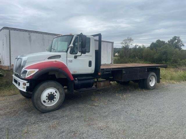 2005 INTERNATIONAL WORKSTAR 7400 in Orange, VA