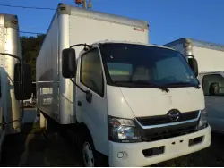 2018 HINO 195