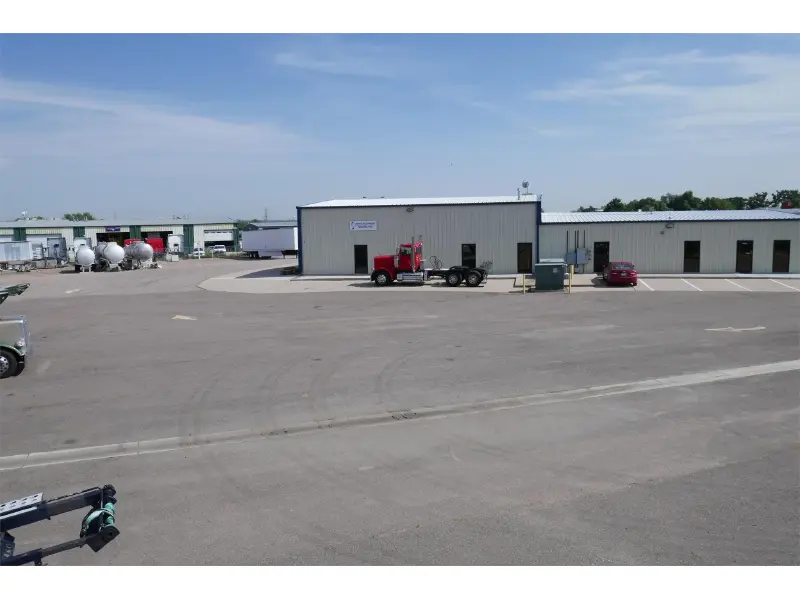 2017 PETERBILT 389