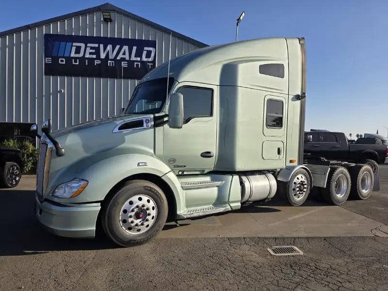 2021 KENWORTH T680