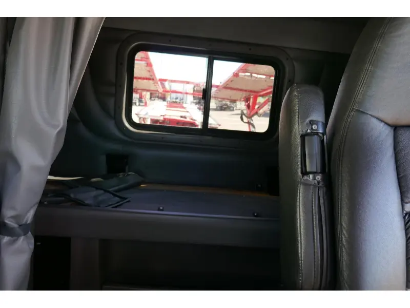 2020 PETERBILT 389