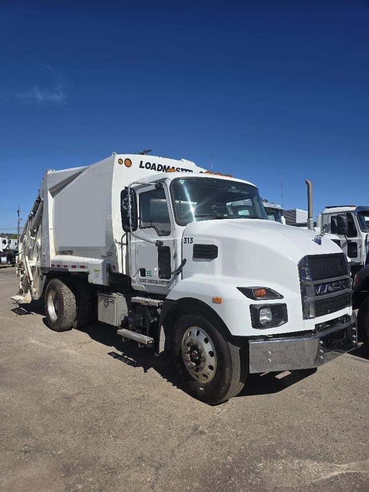 2024 MACK MD6 in Canton, OH