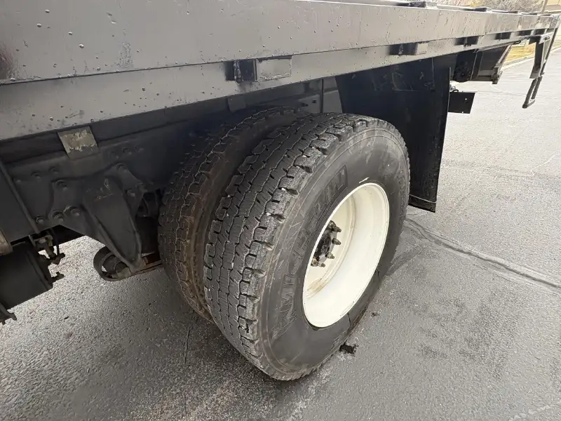 2019 FREIGHTLINER BUSINESS CLASS M2 106