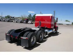 2020 PETERBILT 389