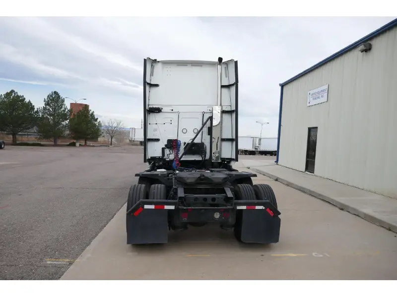 2019 INTERNATIONAL LT