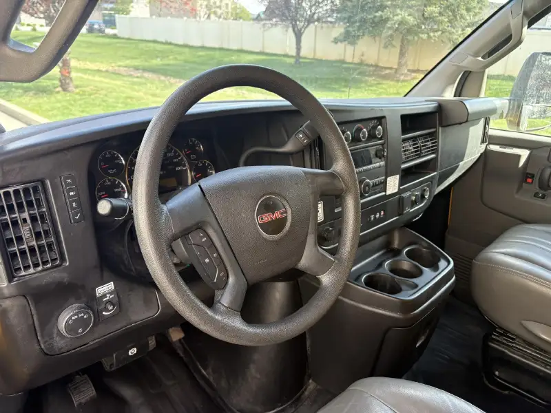 2022 GMC SAVANA