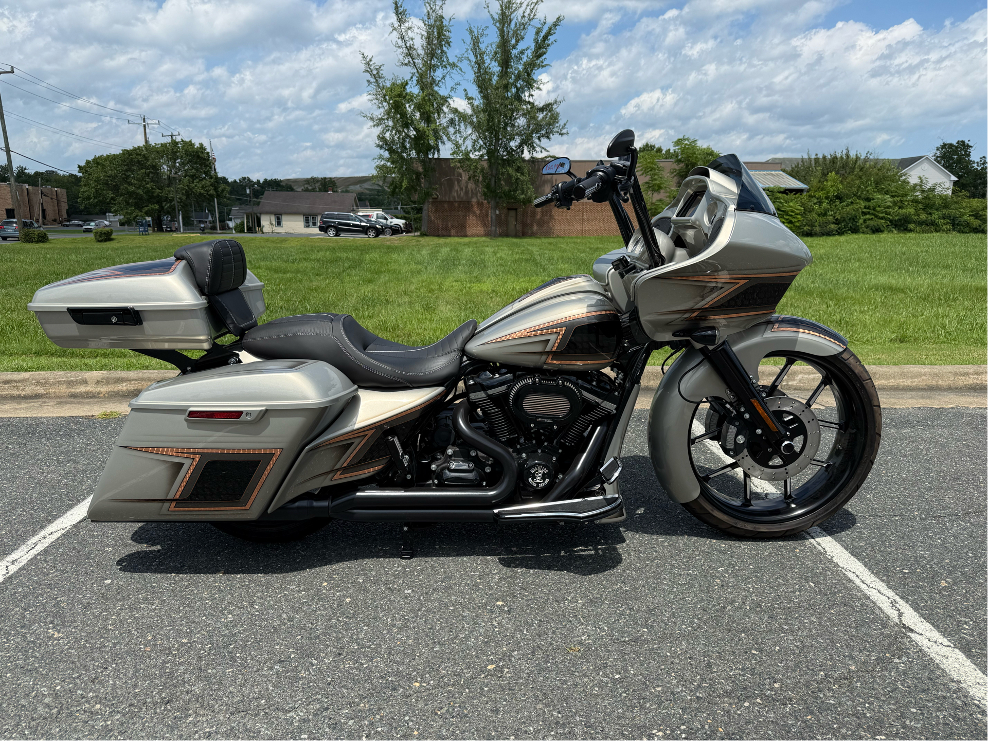 2021 Harley-Davidson ROAD GLIDE SPECIAL CUSTOM SPECIAL FLTRXS in Dumfries, VA