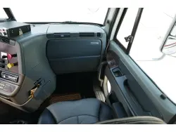 2002 FREIGHTLINER COLUMBIA