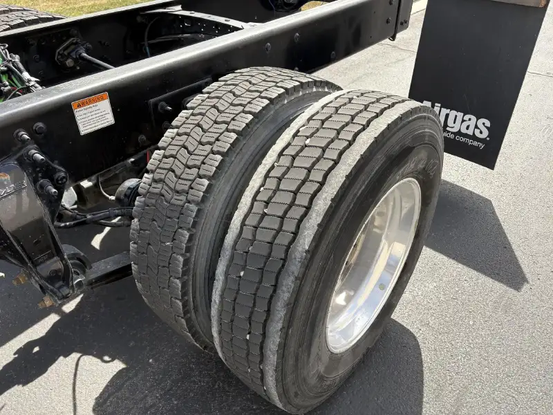2014 FREIGHTLINER BUSINESS CLASS M2 106