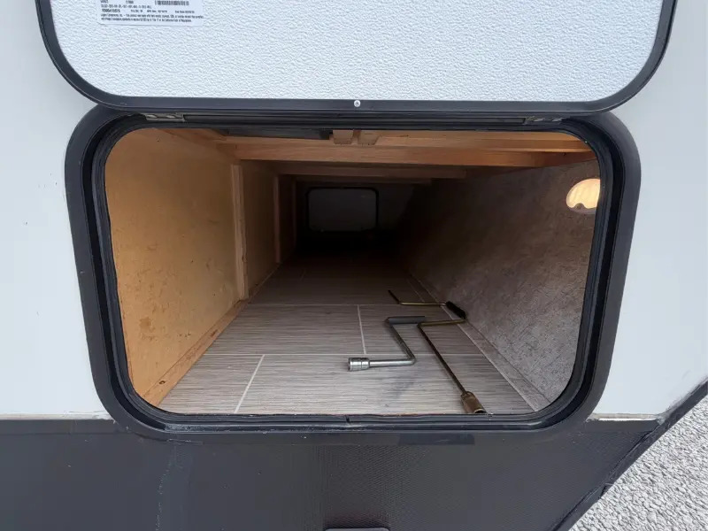 2018 Highland Ridge Mesa Ridge Lite 2410RL