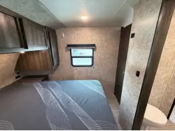 2018 Highland Ridge Mesa Ridge Lite 2410RL