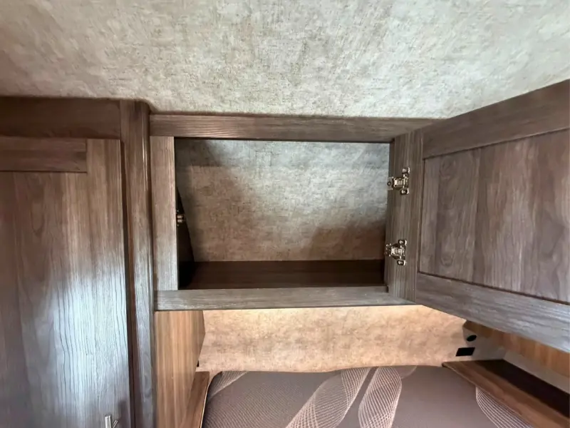 2018 Highland Ridge Mesa Ridge Lite 2410RL