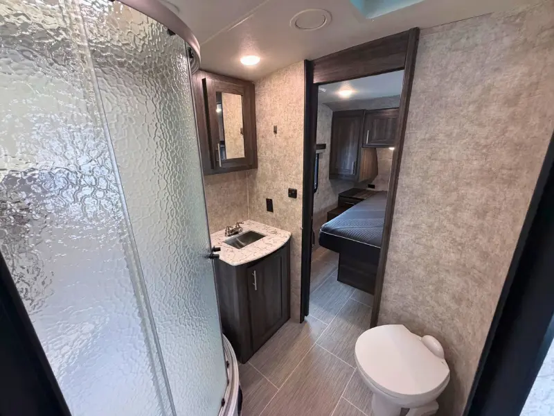 2018 Highland Ridge Mesa Ridge Lite 2410RL