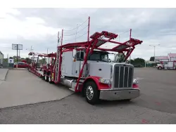 2019 PETERBILT 389