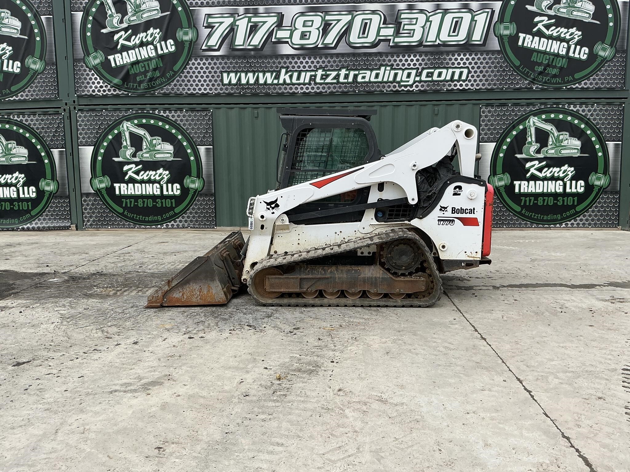 2019 BOBCAT T770 in Littlestown, PA