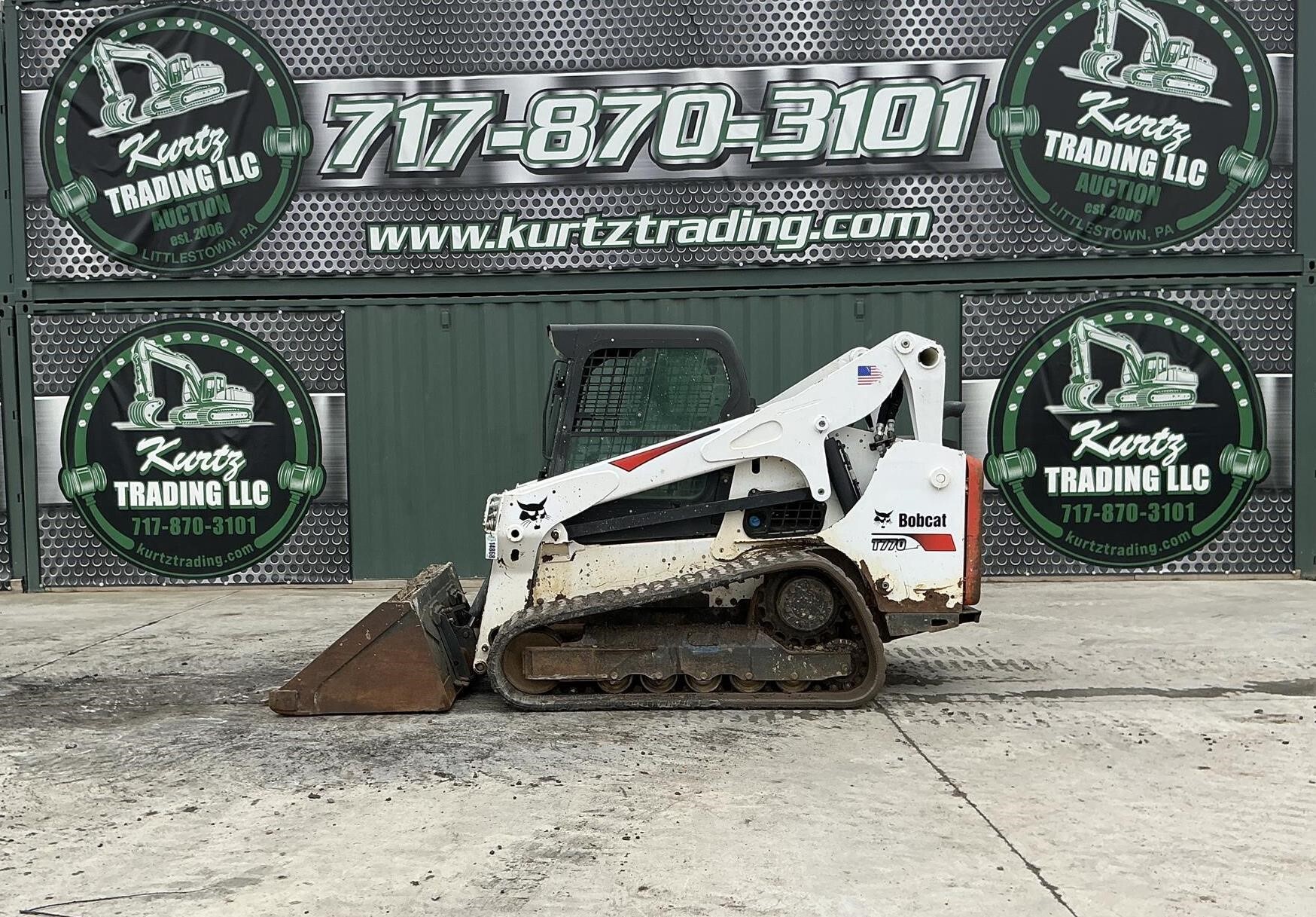 2015 BOBCAT T770 in Littlestown, PA