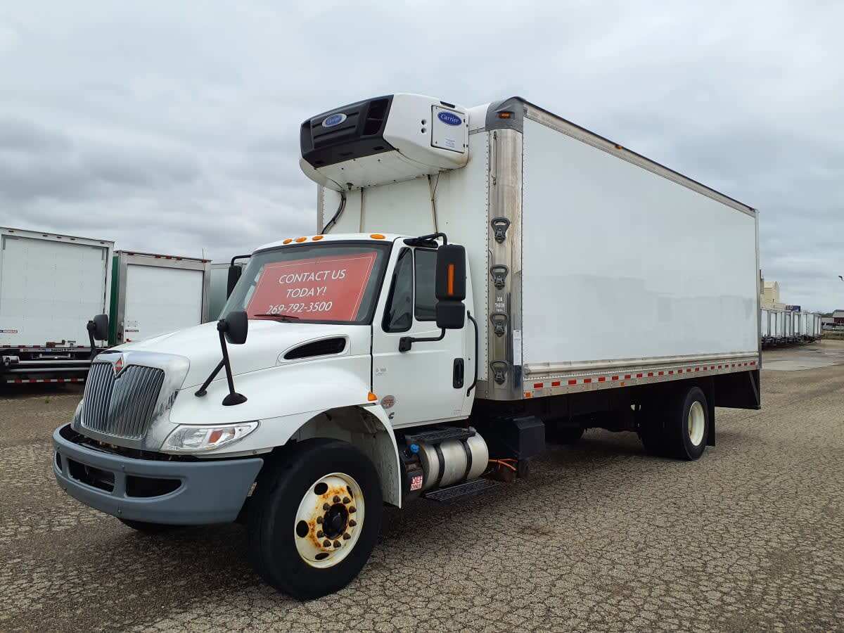 2019 INTERNATIONAL 4300 in Wayland, MI