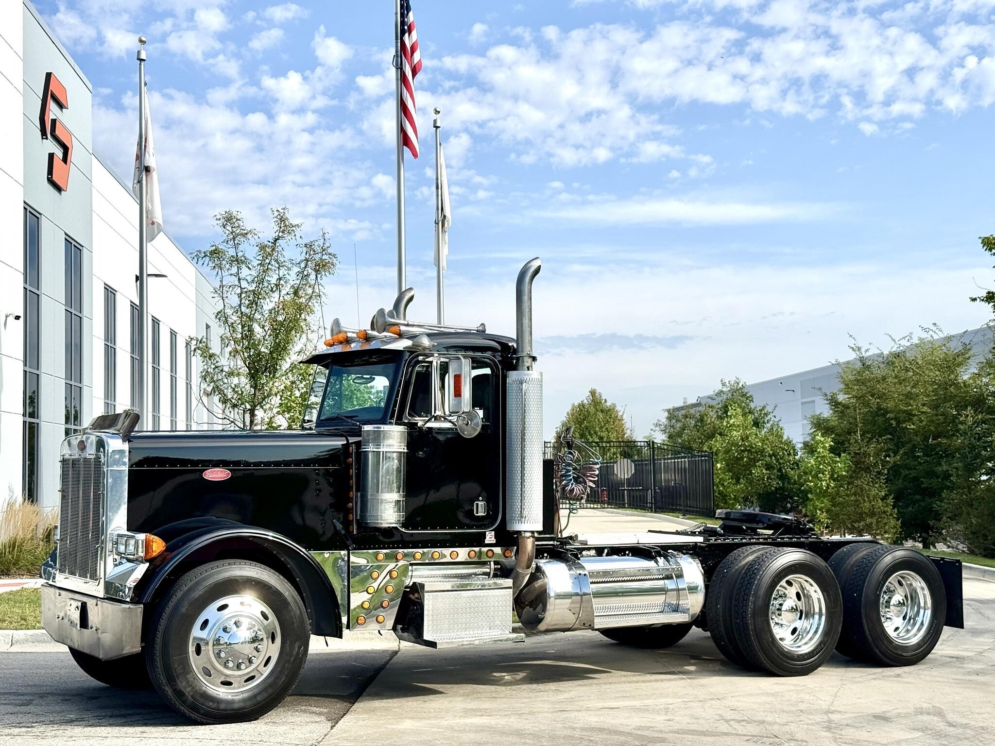 2002 Peterbilt 379 Trucks For Sale - Commercial Truck Trader