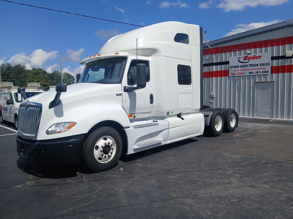2020 INTERNATIONAL LT625 SLPR CAB in Jacksonville, FL