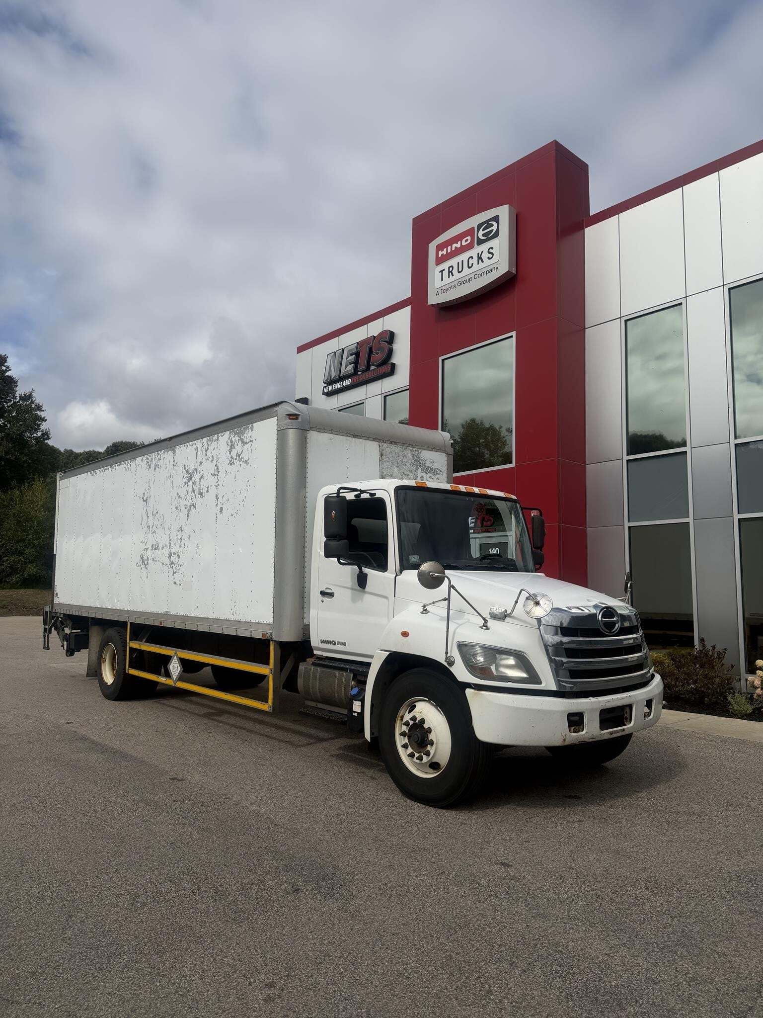 2016 HINO 338 in Slatersville, RI