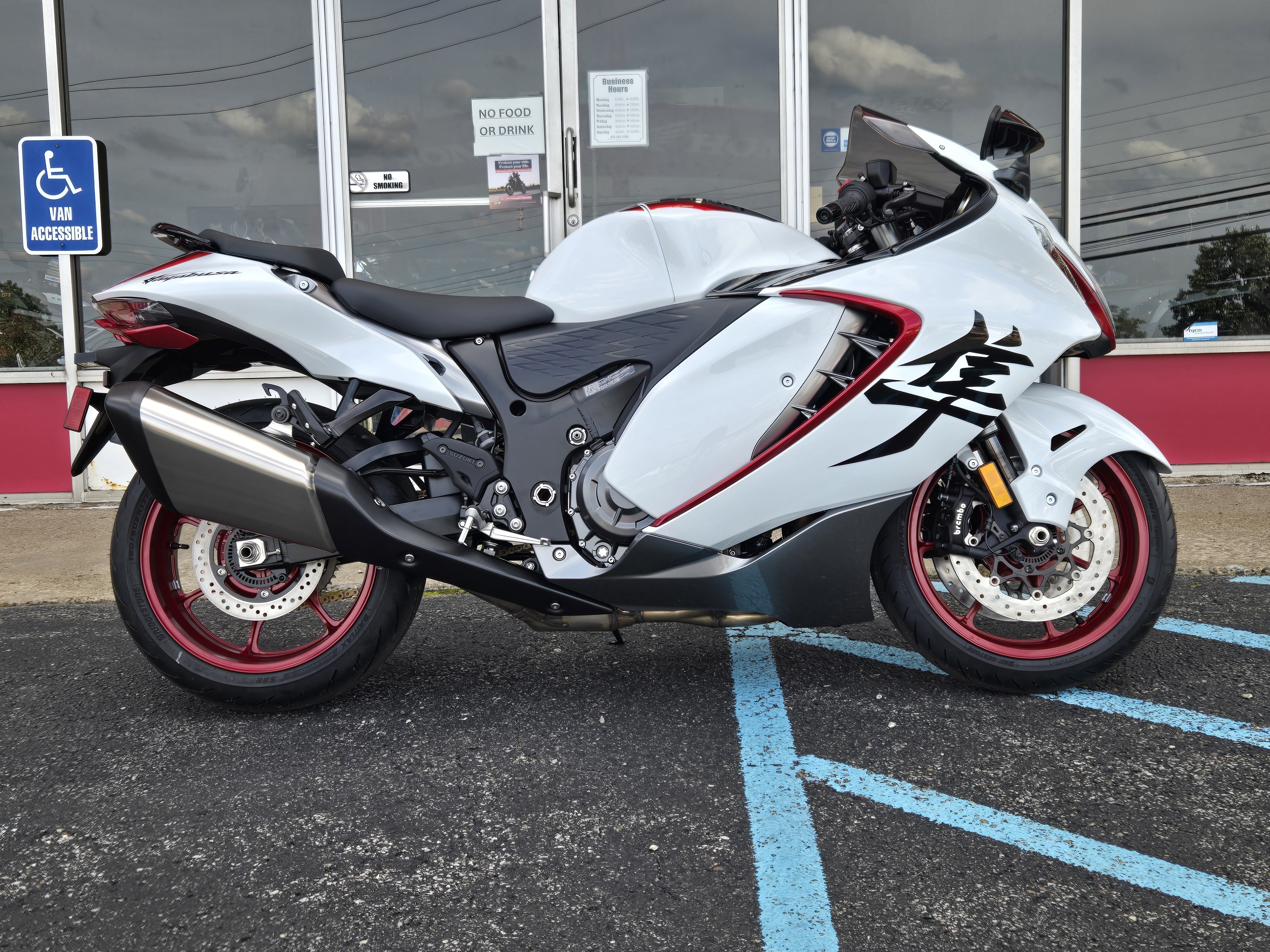 2027 Suzuki Hayabusa Special Edition SPECIAL EDITION in Moon Township, PA