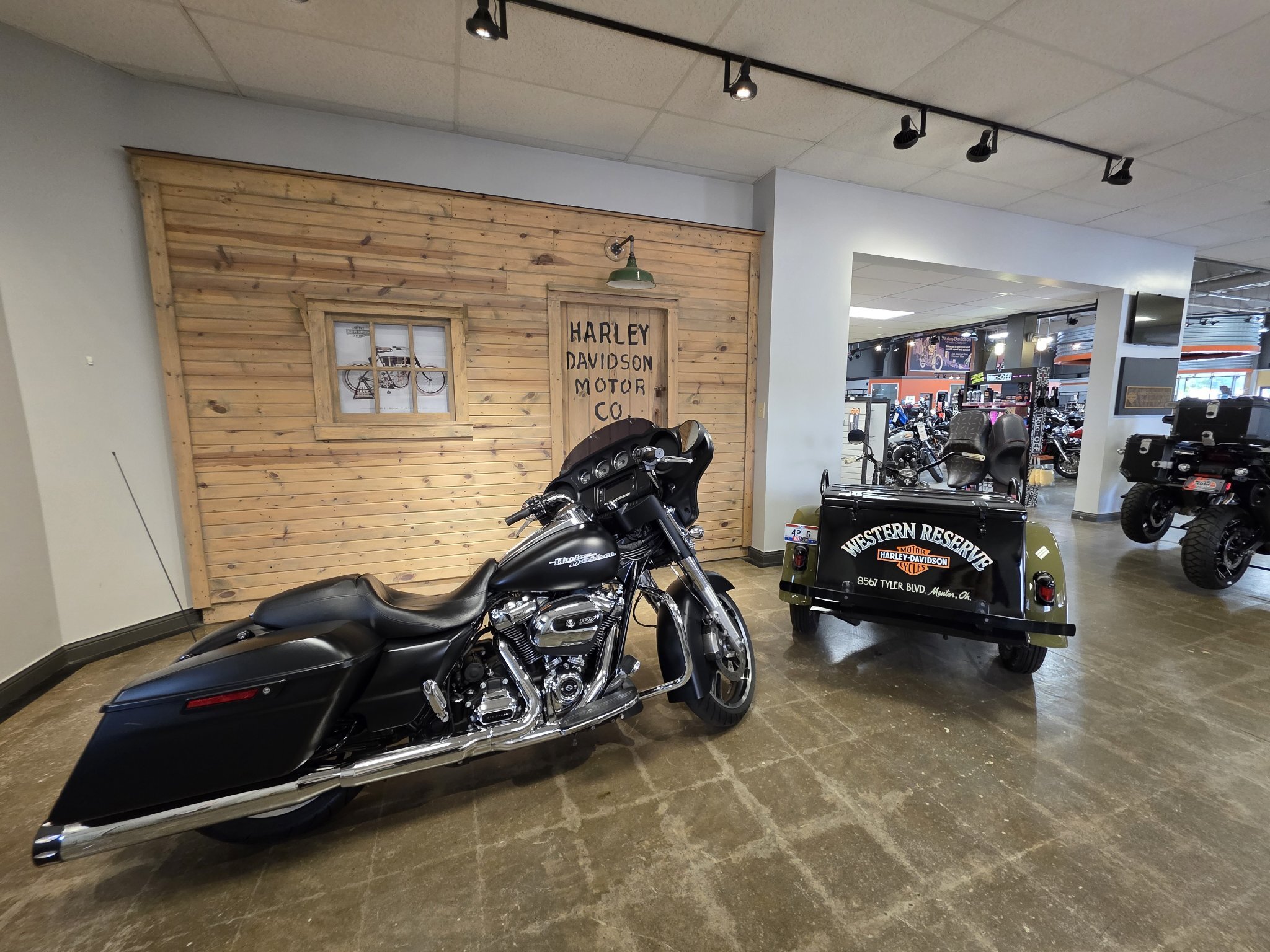 2017 Harley-Davidson Street Glide® Special Touring motorcycle