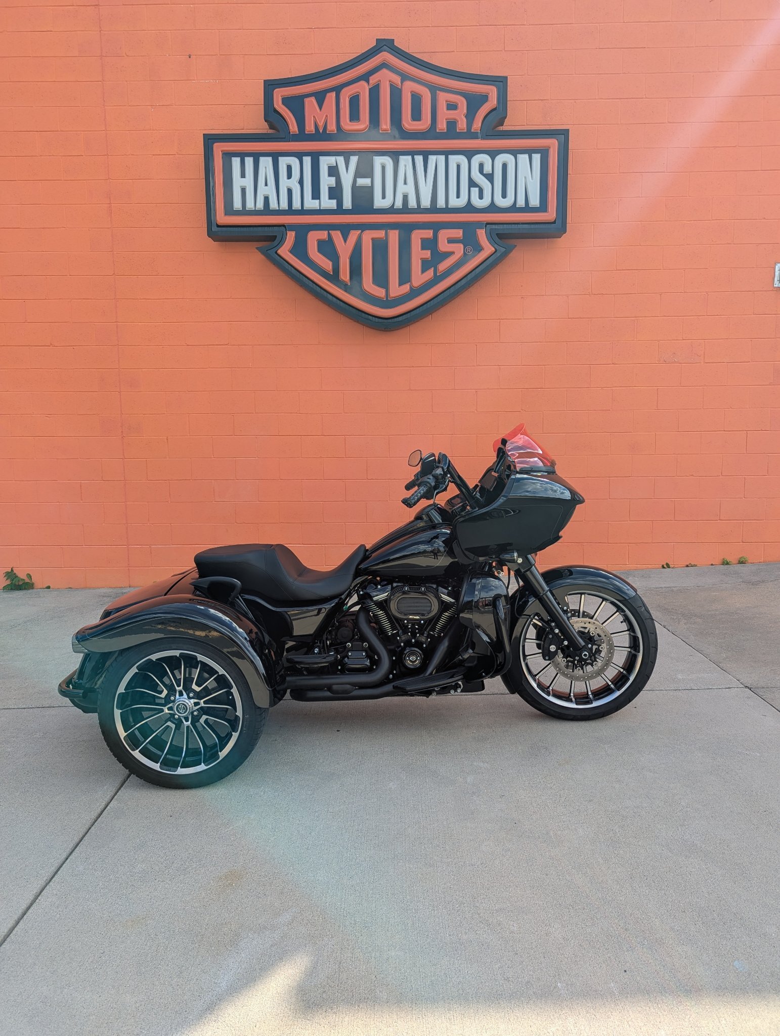2023 Harley-Davidson Road Glide® 3 3 in Fredericksburg, VA